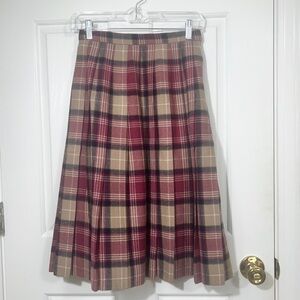 Vintage Pitlochry Scotland Plaid Pleated 100% Pure New Wool Midi Skirt